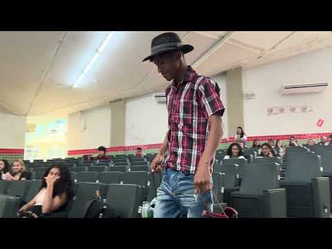 Peça "Alto da barca do inferno" pela turma 411 do IFAL