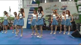 Download lagu [FANCAM] Cherrybelle - Best Friend Forever @ La Diva Festival 120115 mp3