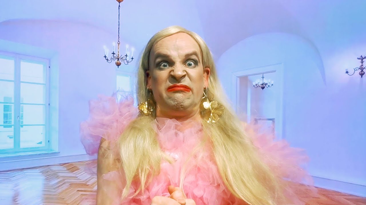 Как ДОЛИНА не хотела ВЫЕЗЖАТЬ из квартиры 😁 [Пародия]