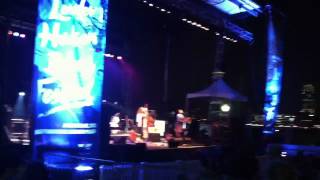 Don&#39;t Forget Me- Neko Case NYC 2012