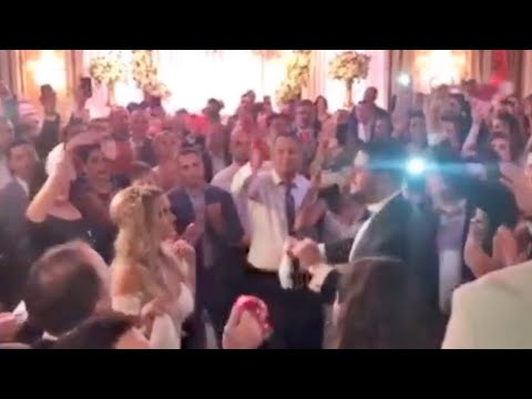 MARTESA SEMI & SENADA - 800 VET PO BAJN SHYHRET - KENGA E FAMILJES NEW YORK CITY