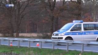 preview picture of video 'Ernstig gewonde na verkeersongeluk in Ahaus met traumahelikopter naar Enschede'
