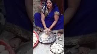 सूजी के लड्डू कैसे बनाते हैं/ how to make Suji ke laddu/ sirf do chij SE banaye Suji ka Laddu