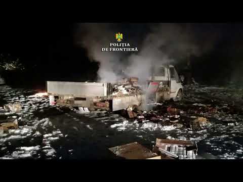 Un bărbat Frătăuții Noi arestat de polițiști după ce a dat foc unei camionete cu ţigări