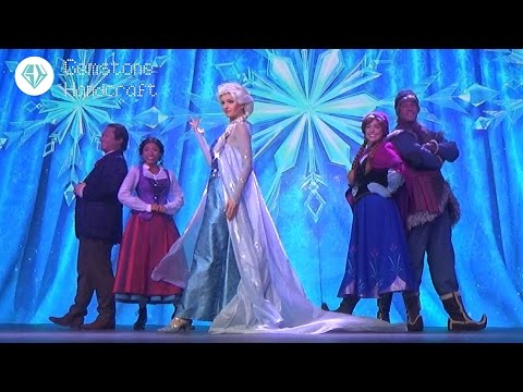 香港迪士尼樂園：《魔雪奇緣》夏雪節盛演『 冰雪小鎮 - Frozen Village』