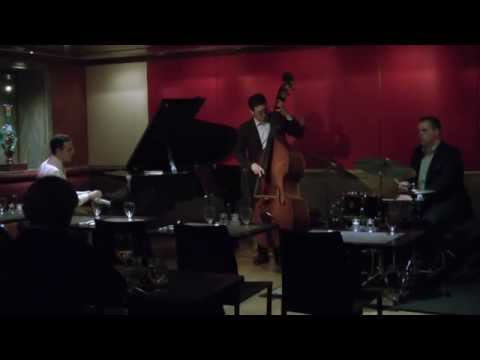 "SAMBA DE GRINGO": EHUD ASHERIE TRIO at the KITANO (March 4, 2015)