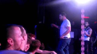 Bury Your Dead(2011)-Trail Of Crumbs(Live)