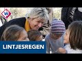 Vluchtelingenwerker Tineke Ceelen ontroerd na onderscheiding - OMROEP WEST