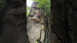 ぞうりむし　5.11a　瑞牆　カサメリ沢
