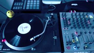 Orelha Negra - Polaroid