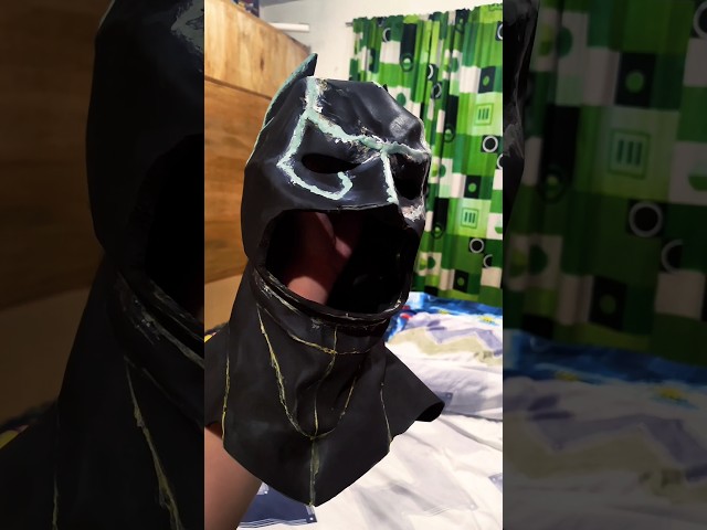 Vídeo relacionado con Rubies Guanteletes de disfraz de la película de Batman de DC Comics, como se muestra, talla única