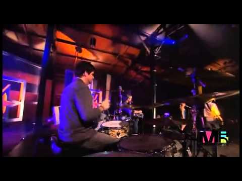 Joss Stone ft LeAnn Rimes   Good friends and a glass of wine   YouTube