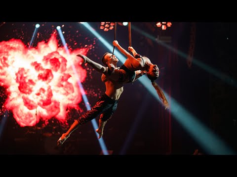 Aerial straps duo “Bring me to life”