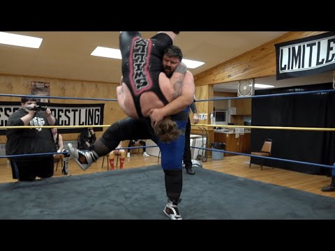 Eric Johnson vs. Swilly O'Brien - Limitless Wrestling (The Road)