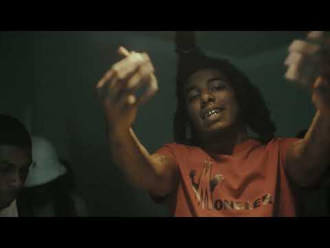 438 Tok & EGE Smiley - Michael Myers (Official Music Video)
