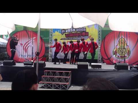 120429 DOMINO cover BOYFRIEND @ Final Youth Street Sport 2012