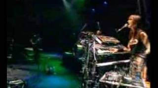 Melanie C - Yeh Yeh Yeh live @ Avo Session