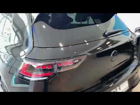 Volkswagen Golf GOLF R BLACK EDITION 2.0 TSI 333BH - Image 2