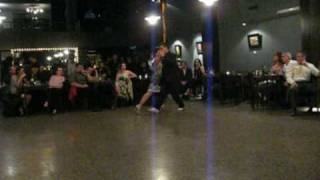 Diego Converti & Graciela Gamba - Dimelo al oido - Francisco Lomuto 04-04-2010.mpg