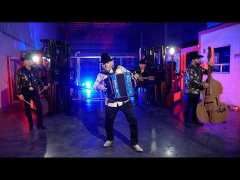 Los Tercos - No Me Rajo (Video Oficial)