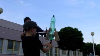 preview picture of video 'Hand made water rocket'