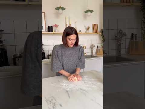 Recette Tarte tatin aux oignons caramélisés