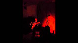 Glenn Jones - live finger-picked guitar