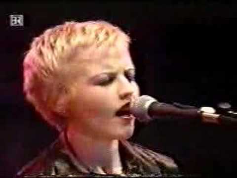 The Cranberries - Ode To My Family '95
