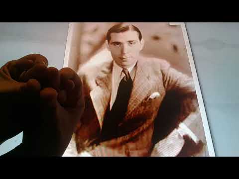 Horacio the handsnake - Sam Coslow