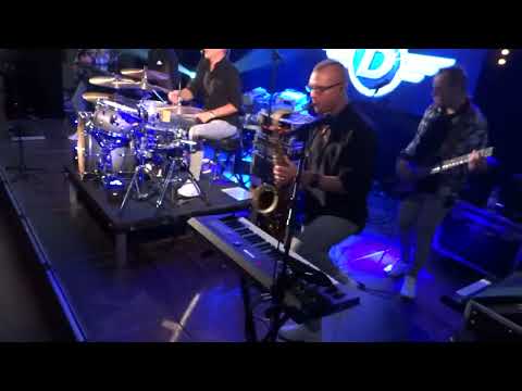 2022.10.08 "Donnez" - Folkets Park Huskvarna (Dansloven.info) Del 1