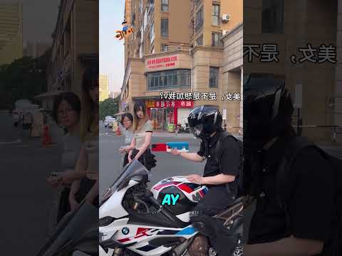 Kızları Motorla Düşürdüm..👀🤣