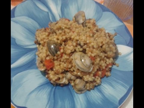 Fregola con arselle (o vongole)