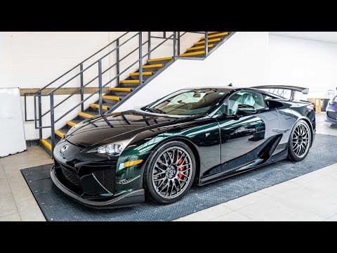 This Lexus LFA Has a 24-Karat GOLD TopazSkin Paint Job