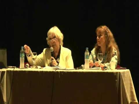 Las Instituciones educativas y sus actores... Prof. Delia María Provinciali
