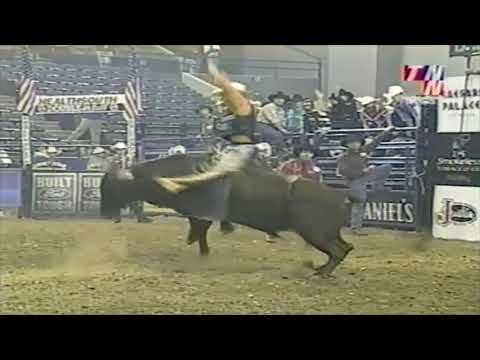 Ty Murray vs Cool Hand - 01 PBR Baltimore (90.5 pts)