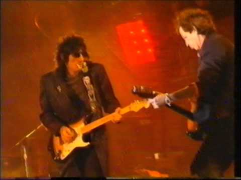 The Rolling Stones - Not Fade Away - 1994 FULL HD