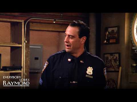 Let’s Hope There’s No Crime Today | Everybody Loves Raymond
