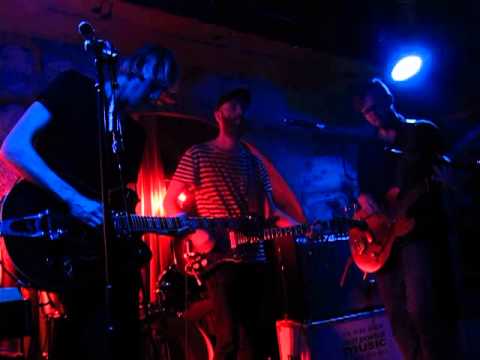 Tales Of Murder And Dust - Tremblin' (Live @ The Shacklewell Arms, London, 06/10/13)