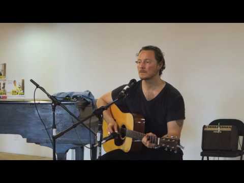 Matt Wiffen - Chauffer Blues (Larry Campbell Version)