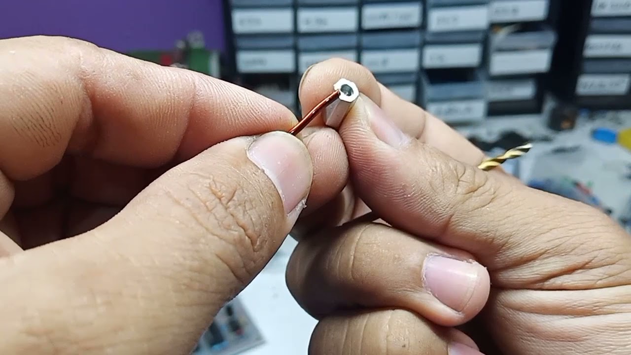 Pngelupas kawat Email...