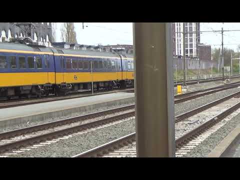 ICM komt langs de Koppelbrug en nadert het Station Amersfoort Centraal.