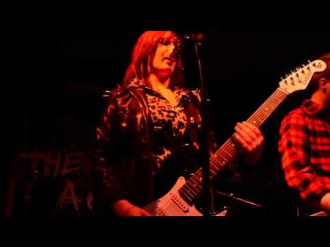 Rock in der Region 2015: The Girl with a Gun - The Bitch Must Die (HdJ Osnabrück 21.11.2015)