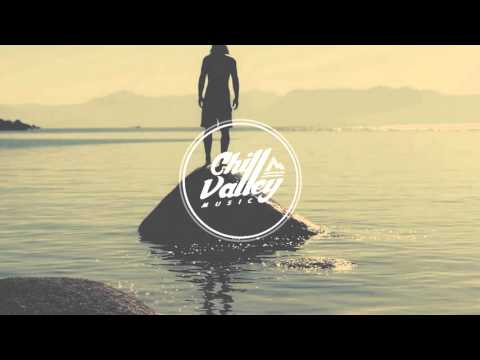 Ben Phipps - Don't Look Back (feat. Ashe)