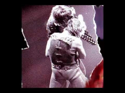 Ozzy Lifitng Randy Rhoads