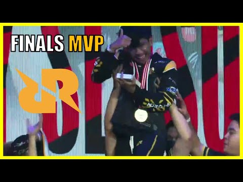 RRQ Clayyy carried-up like a kid after winning the Finals MVP