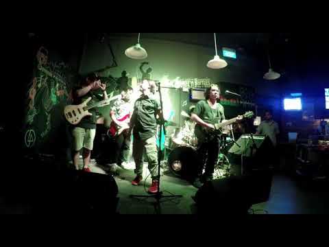 Bizarre Love Triangle - AudioTonic