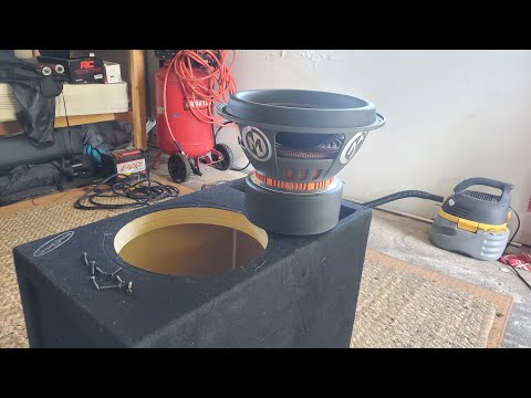 12 Inch Memphis Speakers