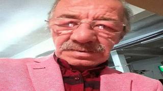 Não Comprem o Livro Desse Véio!