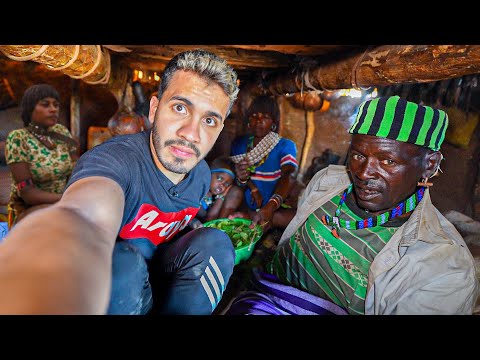 This is how a RICH INDIGENOUS man with 3 WIVES lives in AFRICA.