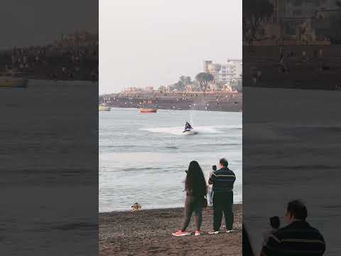 Daman Beach | Lighthouse | Boat